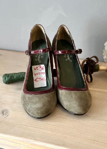 Brand: RVS L'angolo delle Occasioni-Modello: Scarpa in velluto