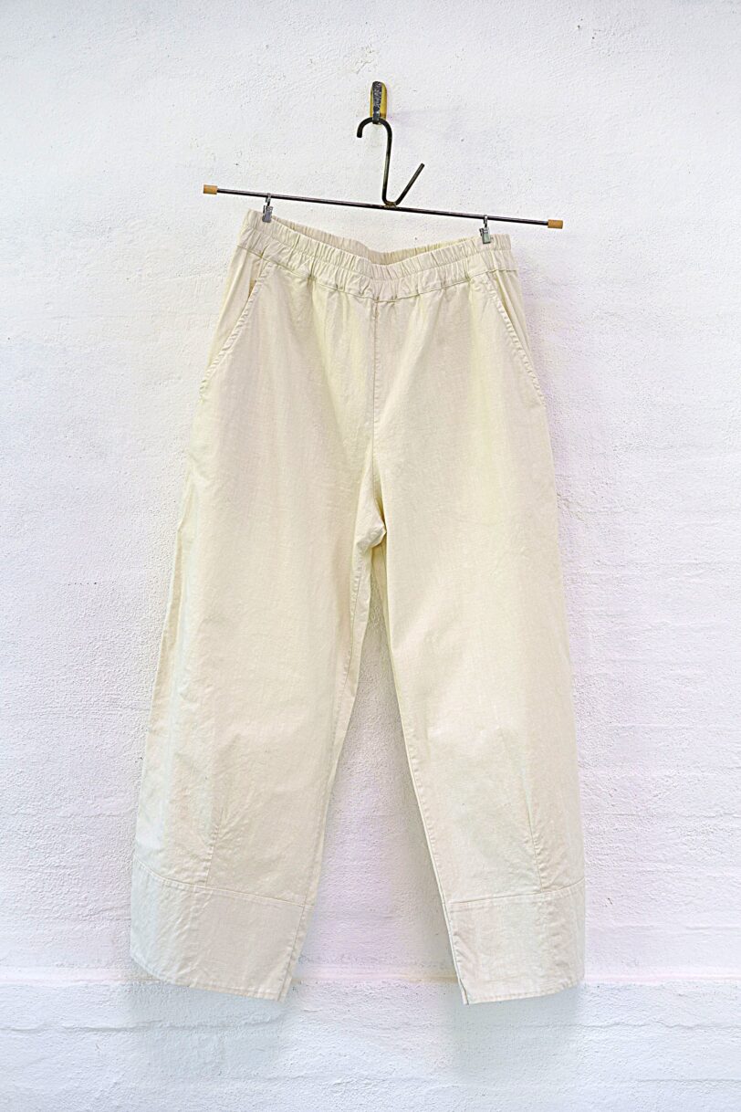 Brand: AeQuamente - Modello: Pants White